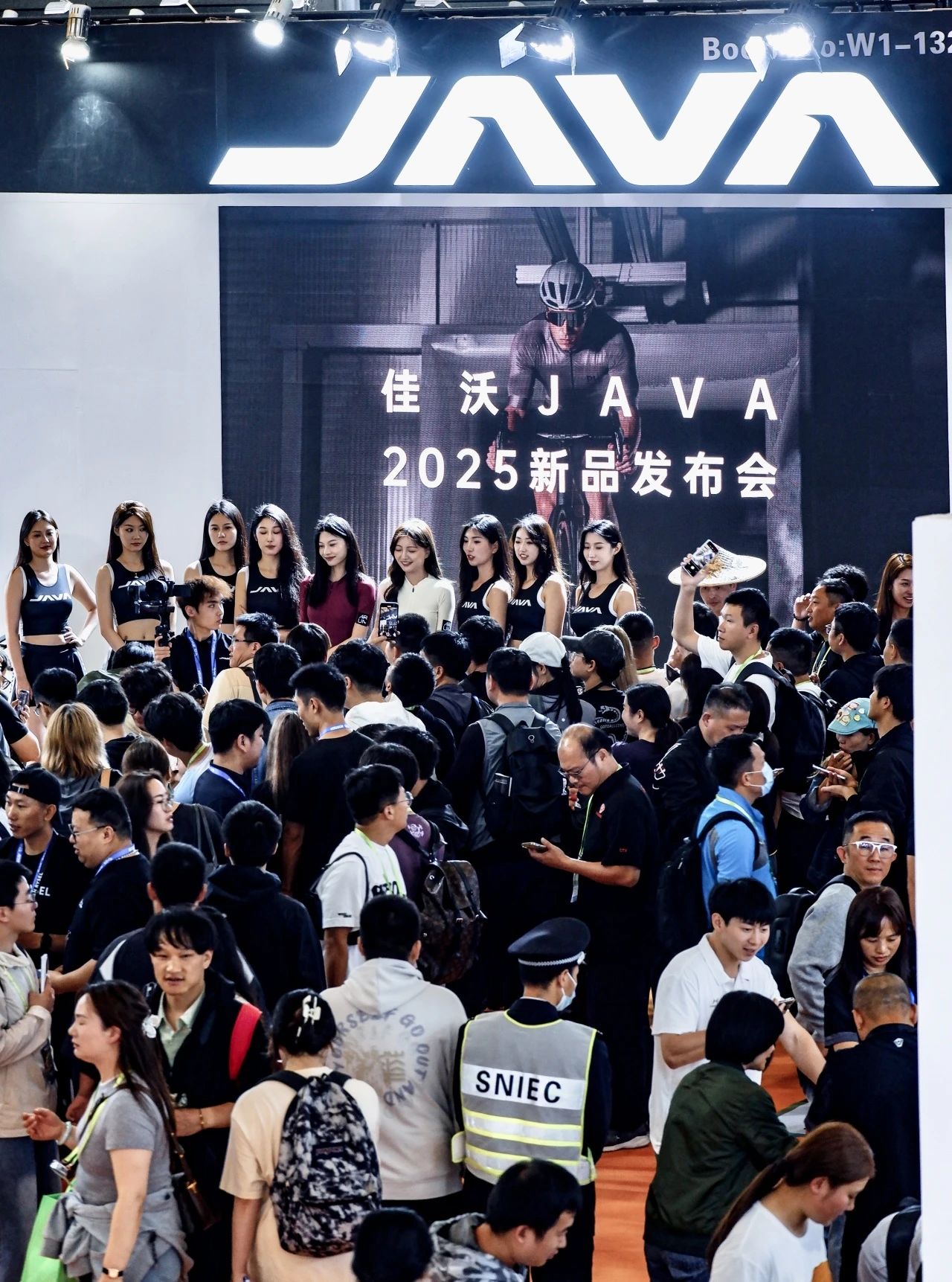 根本看不過來！JAVA中國展放大招